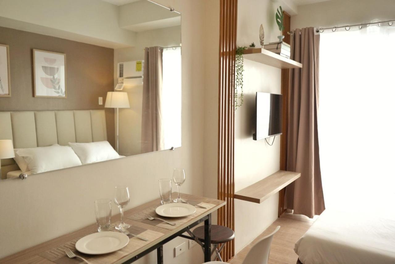 Quince Studio W/ Balcony Orochi Staycation Ph At Loop Tower Cdo Кагаян-де-Оро Екстер'єр фото